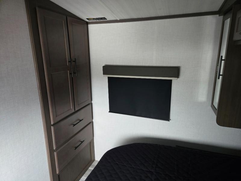 2026 Keystone Cougar Half-Ton (Travel Trailer) 25M, $ 48,979
