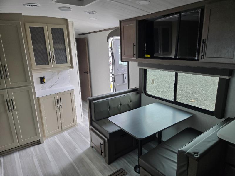2026 Keystone Cougar Half-Ton (Travel Trailer) 25M, $ 48,979