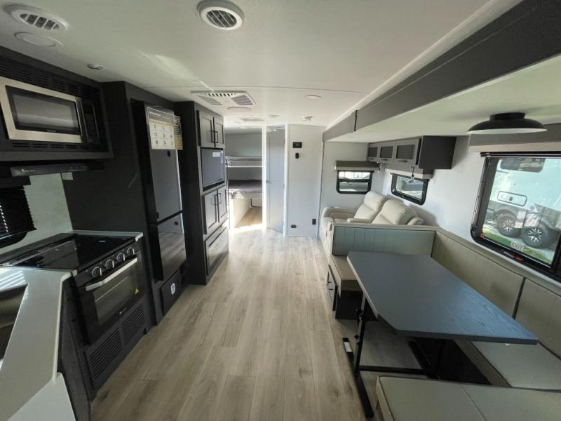 2026 Forest River Rockwood Ultra Lite 2706BH, $ 54,993