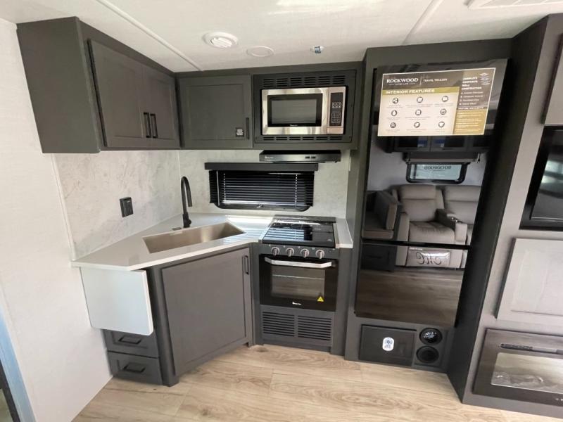 2026 Forest River Rockwood Ultra Lite 2706BH, $ 54,993