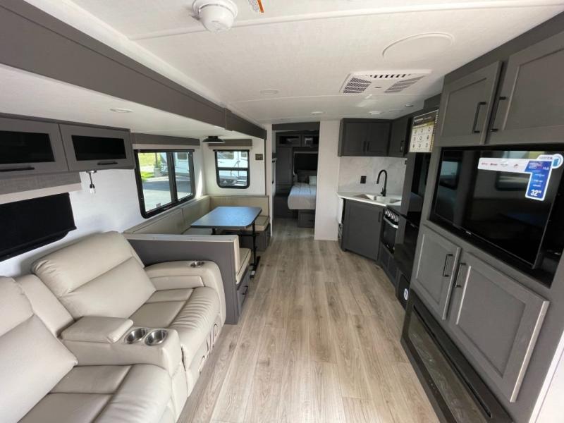 2026 Forest River Rockwood Ultra Lite 2706BH, $ 54,993