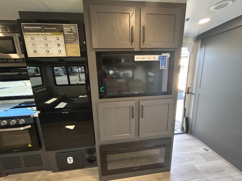 2026 Forest River Rockwood Ultra Lite 2606WS, $ 54,897