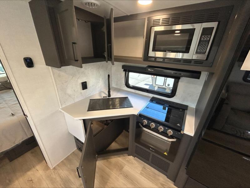 2026 Forest River Rockwood Ultra Lite 2606WS, $ 54,897