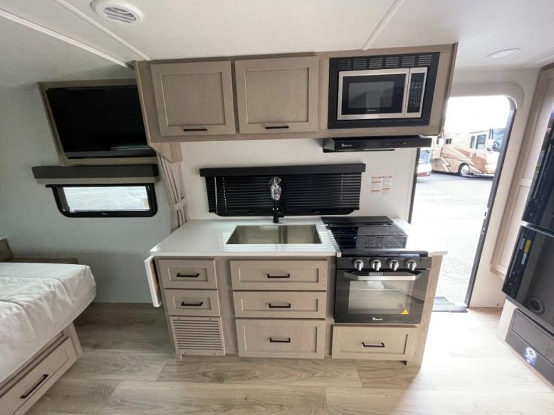 2026 Forest River Rockwood Mini Lite 2109S, $ 37,998