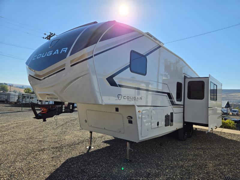 2026 Keystone Cougar Half-Ton (Fifth Wheel) 26RKE, $ 59,998