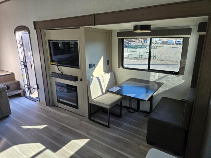 2026 Keystone Cougar Half-Ton (Fifth Wheel) 26RKE, $ 59,998