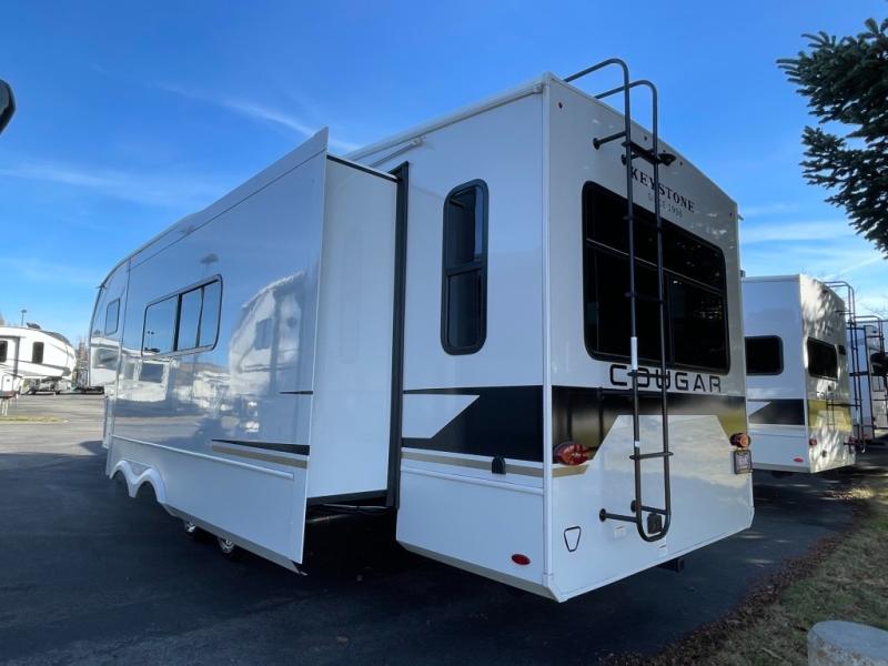 2026 Keystone Cougar Half-Ton (Fifth Wheel) 28RLI, $ 62,998