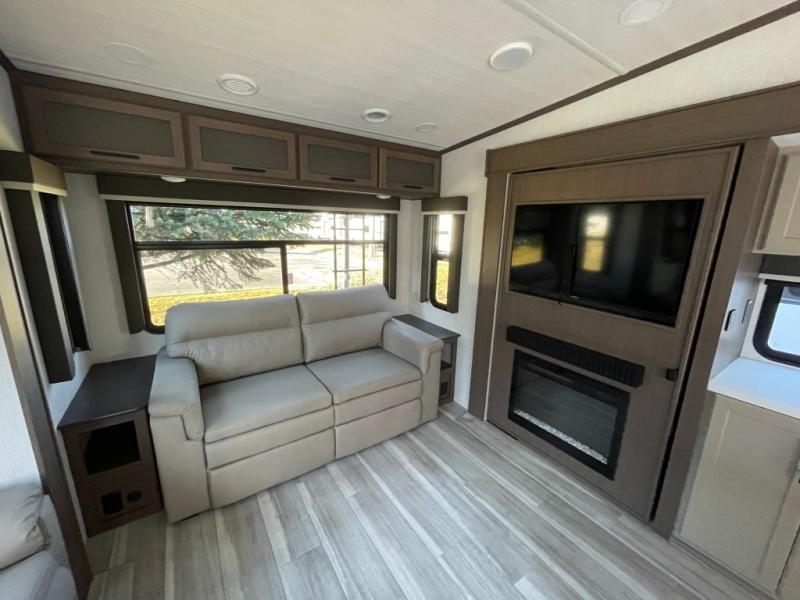 2026 Keystone Cougar Half-Ton (Fifth Wheel) 28RLI, $ 62,998