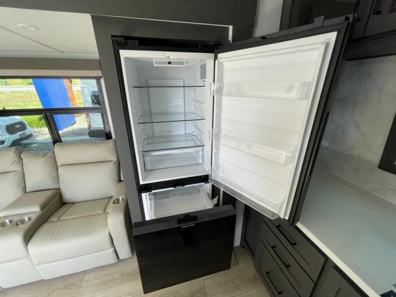 2026 Forest River Rockwood Signature Travel Traile, $ 59,958
