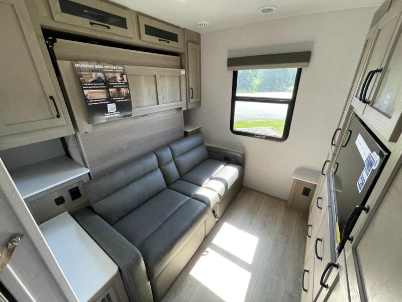2025 Forest River Rockwood Signature Travel Traile, $ 57,998