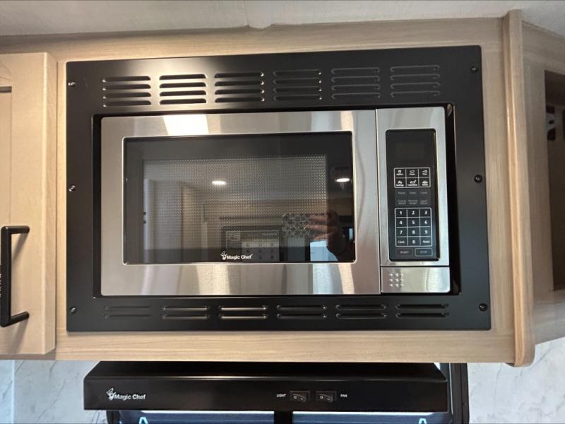 2026 Forest River Rockwood Ultra Lite 2618RD, $ 55,377
