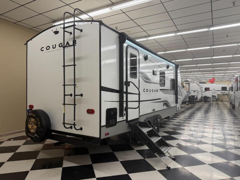 2026 Keystone Cougar Half-Ton (Travel Trailer) 22R, $ 39,998