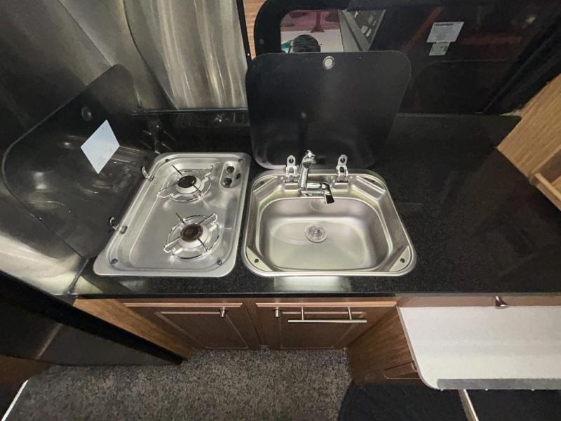 2016 Roadtrek 210, $ 78,990
