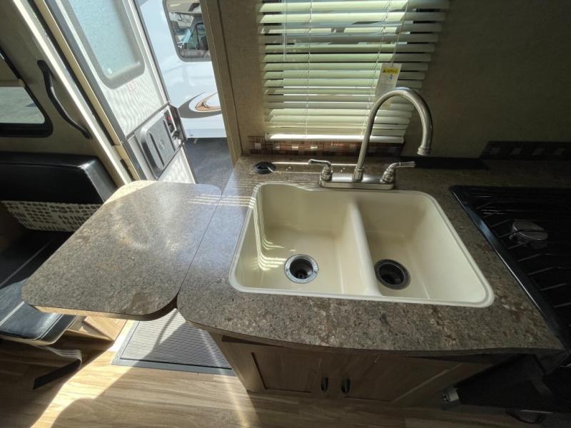 2016 Coachmen Prism 2200 LE, $ 69,990