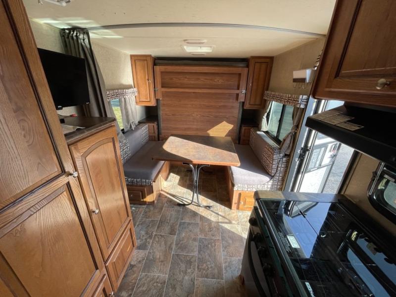 2015 Forest River Rockwood 1901, $ 18,990
