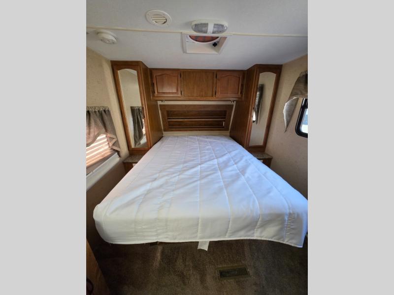 2012 Outdoors RV Wind River 250CKS, $ 19,995