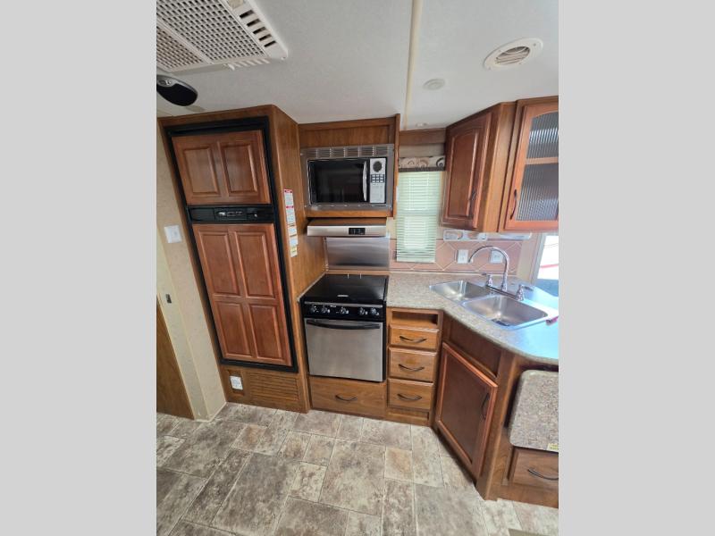 2012 Outdoors RV Wind River 250CKS, $ 19,995