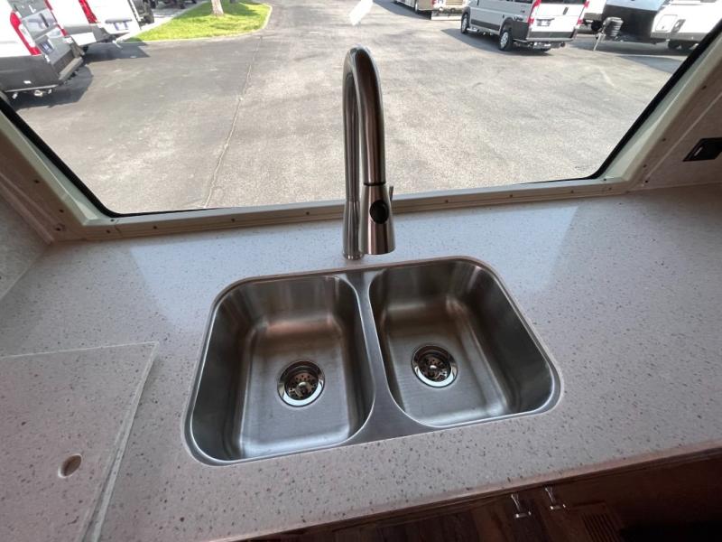 2017 Forest River Rockwood 8335BSS, $ 29,990