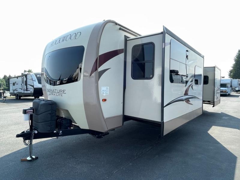 2017 Forest River Rockwood 8335BSS, $ 29,990