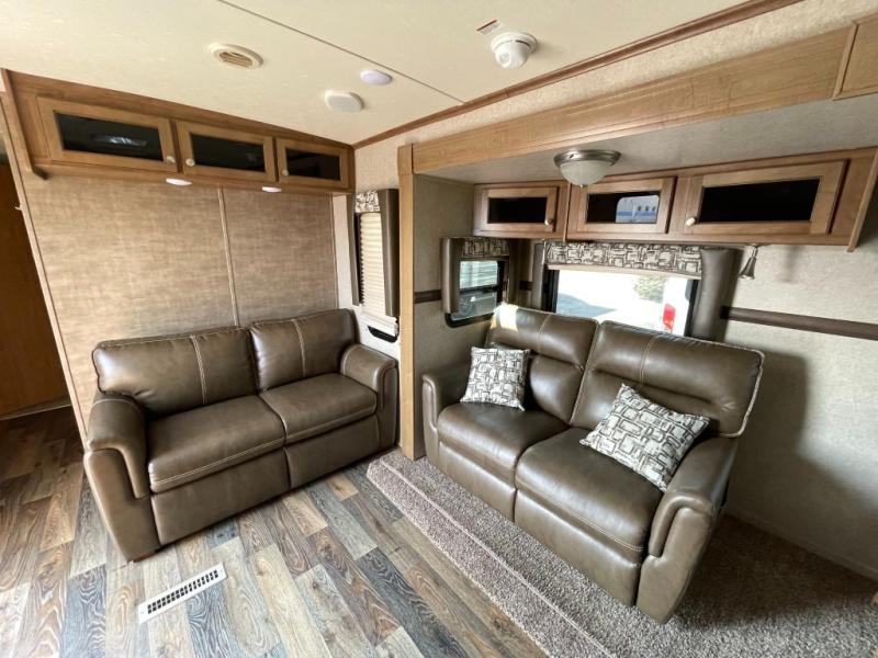 2017 Forest River Rockwood 8335BSS, $ 29,990