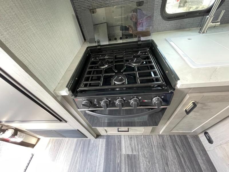 2021 Fleetwood Mallard M25, $ 22,990