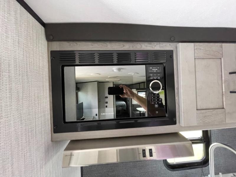 2021 Fleetwood Mallard M25, $ 22,990