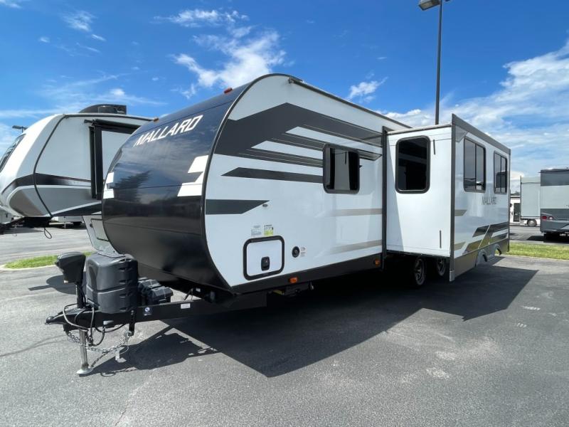 2021 Fleetwood Mallard M25, $ 22,990