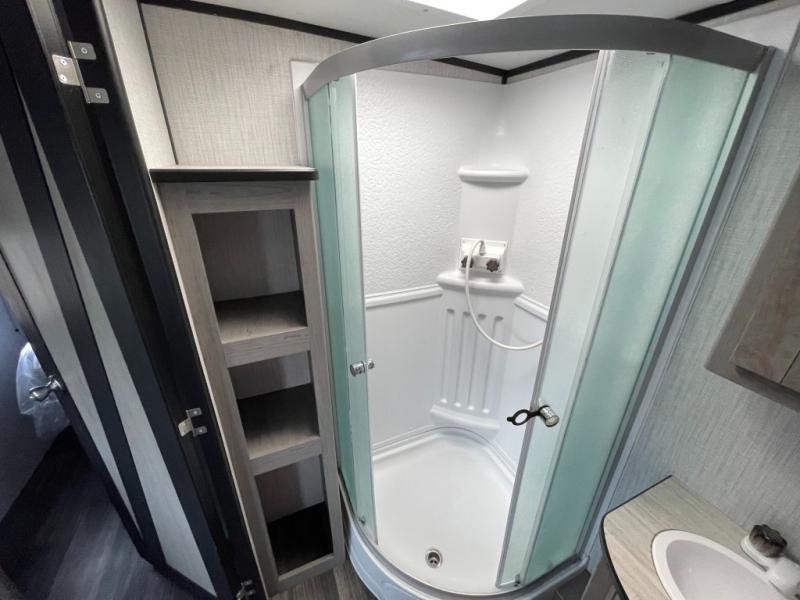 2021 Fleetwood Mallard M25, $ 22,990