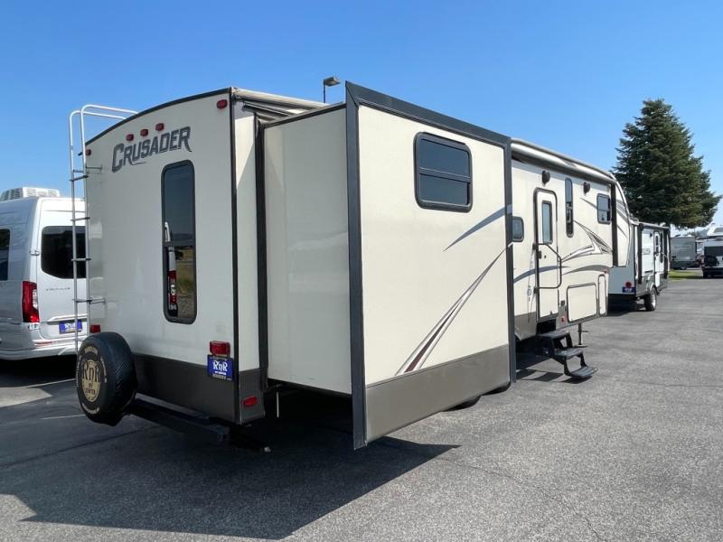 2017 Prime Time Manufacturing Crusader 30BH, $ 24,990