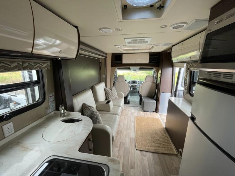 2015 Leisure Travel Vans Unity U24MB, $ 109,990