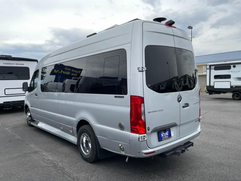 2021 American Coach Passage MD2 Lounge 170 STD, $ 99,990