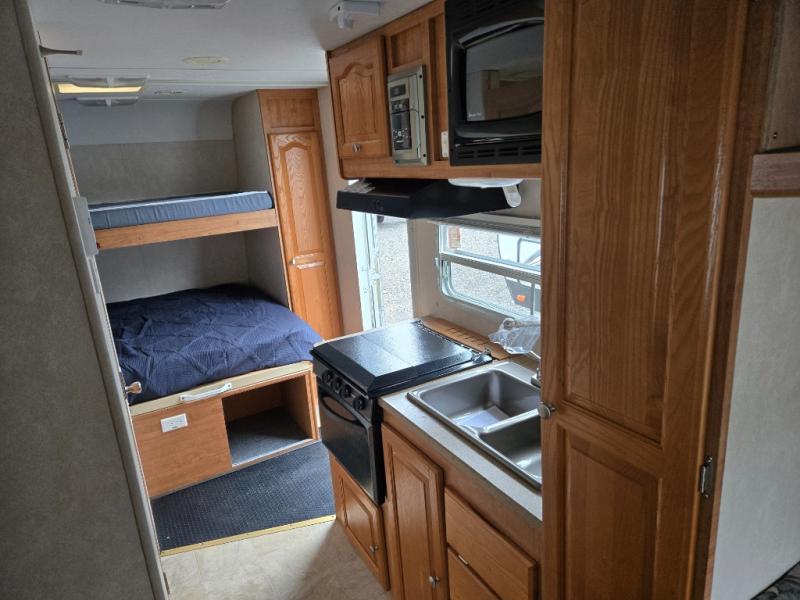 2007 Forest River Shamrock 23RS, $ 9,995