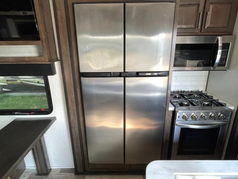 2022 Dutchmen Voltage 40, $ 79,990
