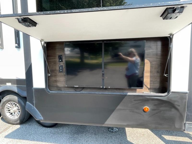 2022 Dutchmen Voltage 40, $ 79,990