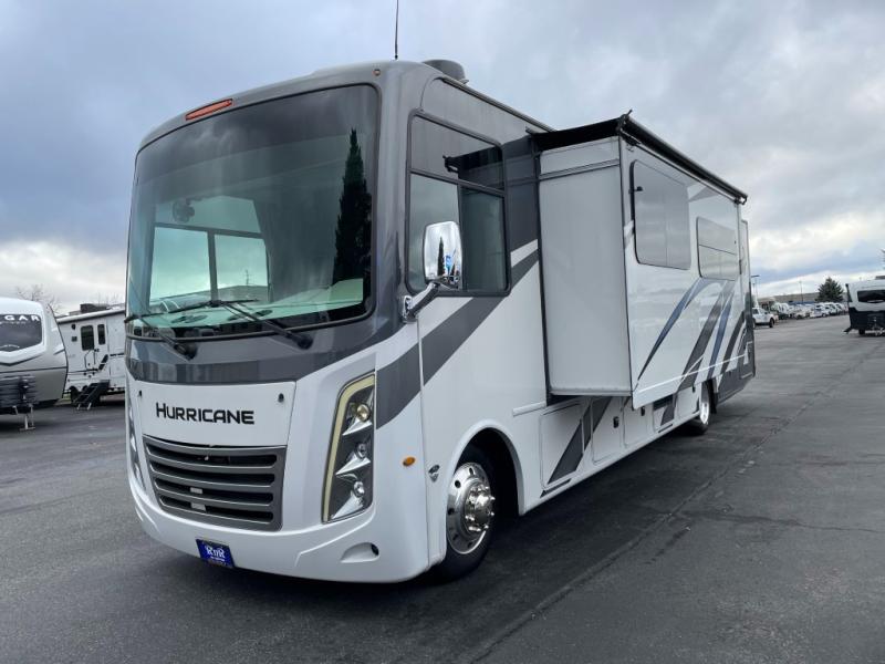 2023 Thor Motor Coach Hurricane 35M, $ 119,998