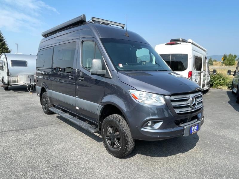 2022 Thor Motor Coach Sanctuary 19L, $ 89,990