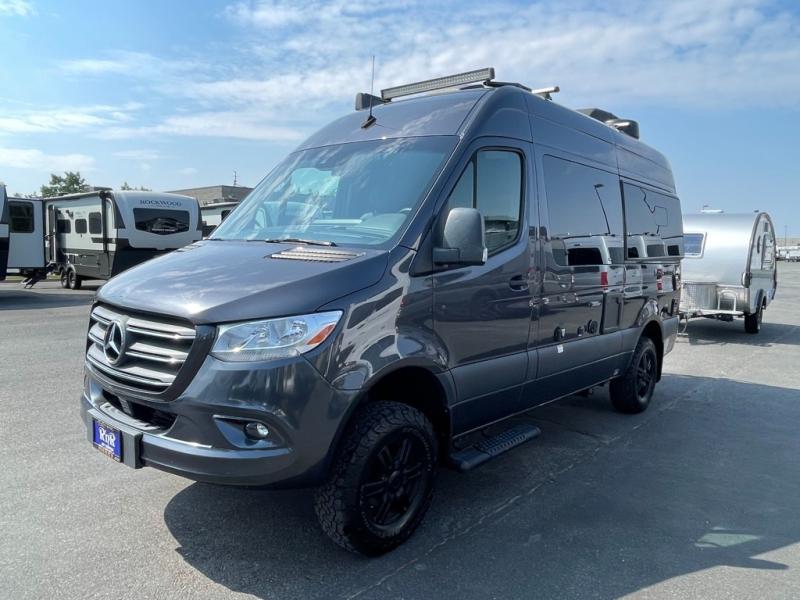 2022 Thor Motor Coach Sanctuary 19L, $ 89,990