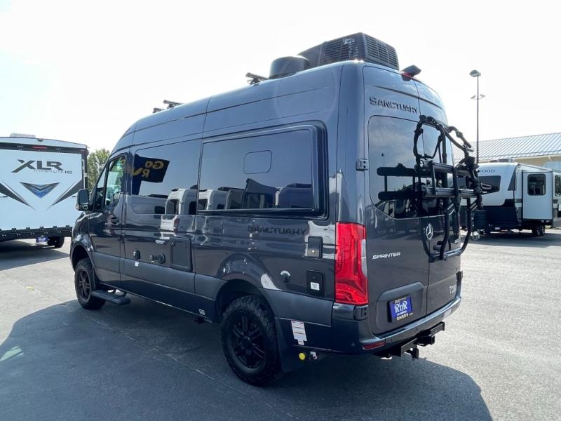 2022 Thor Motor Coach Sanctuary 19L, $ 89,990