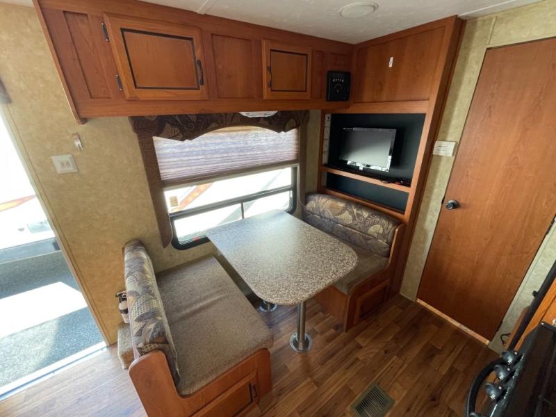 2011 Coachmen Catalina 22FB, $ 15,990