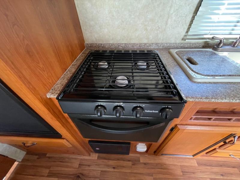 2011 Coachmen Catalina 22FB, $ 15,990