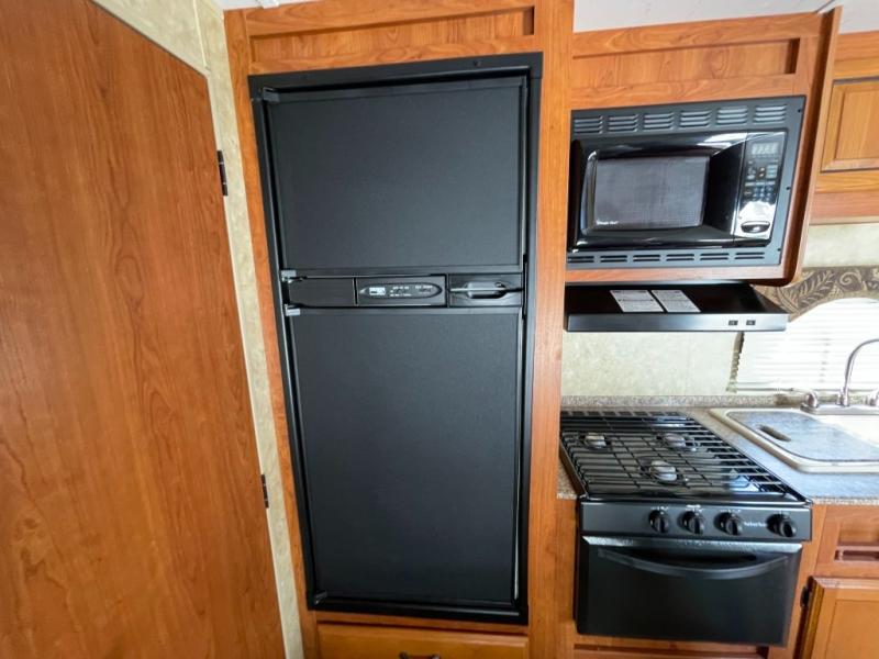 2011 Coachmen Catalina 22FB, $ 15,990