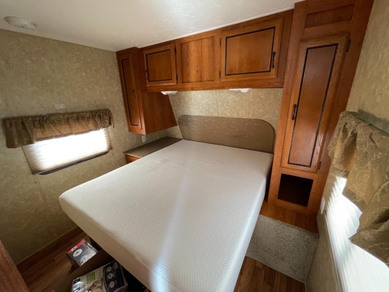 2011 Coachmen Catalina 22FB, $ 15,990