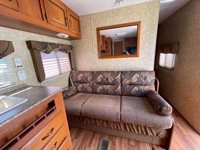 2011 Coachmen Catalina 22FB, $ 15,990
