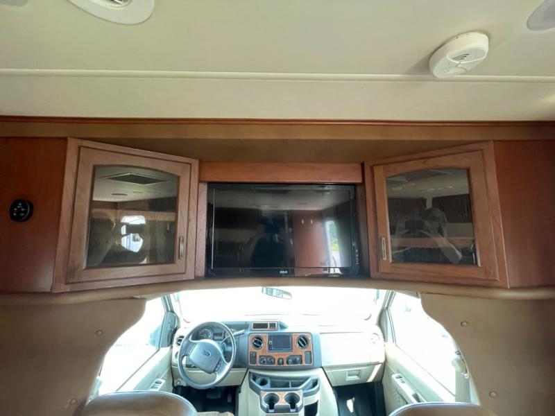 2015 Jayco Melbourne 29D, $ 69,990