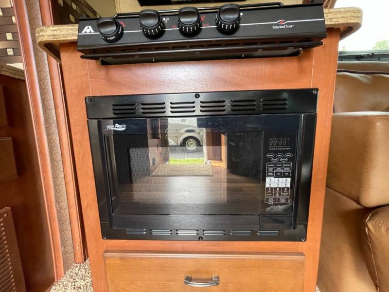 2015 Jayco Melbourne 29D, $ 69,990