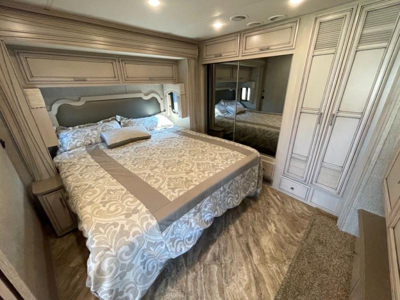 2020 Newmar Canyon Star 3513, $ 139,990