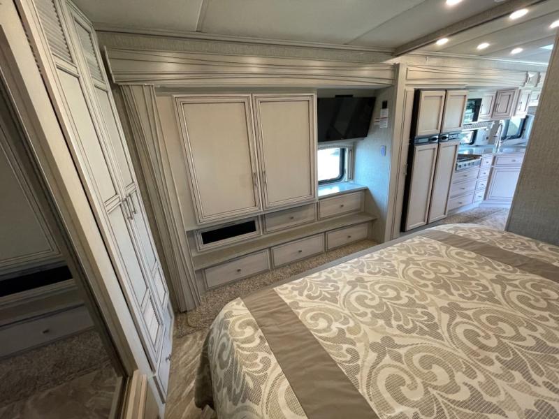 2020 Newmar Canyon Star 3513, $ 139,990