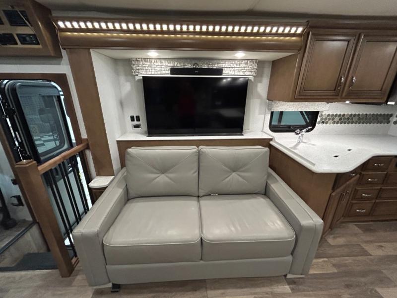 2020 Newmar Bay Star 3626, $ 149,990