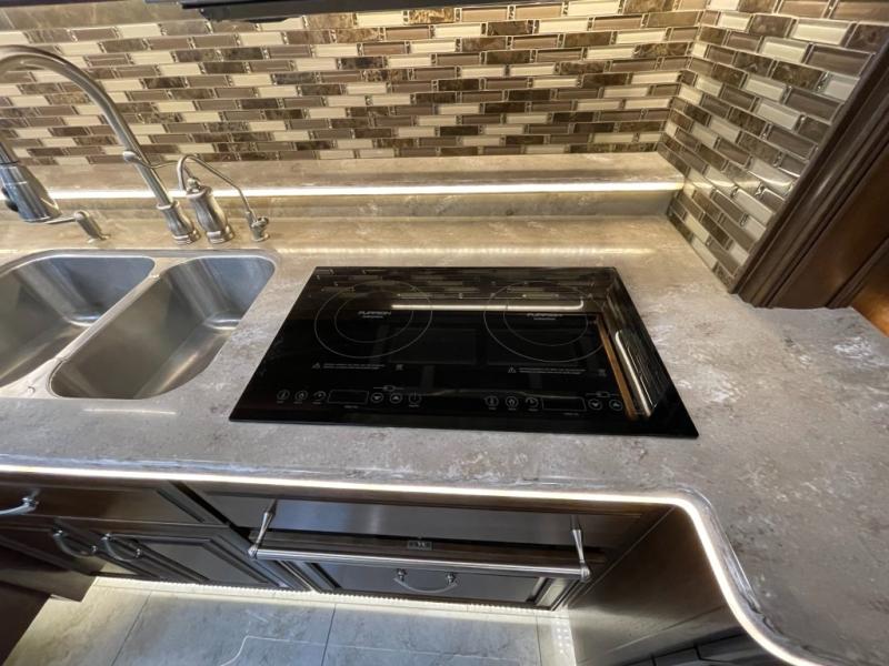 2017 Entegra Coach Anthem 42DEQ, $ 239,990