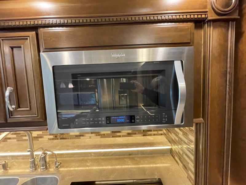 2017 Entegra Coach Anthem 42DEQ, $ 239,990